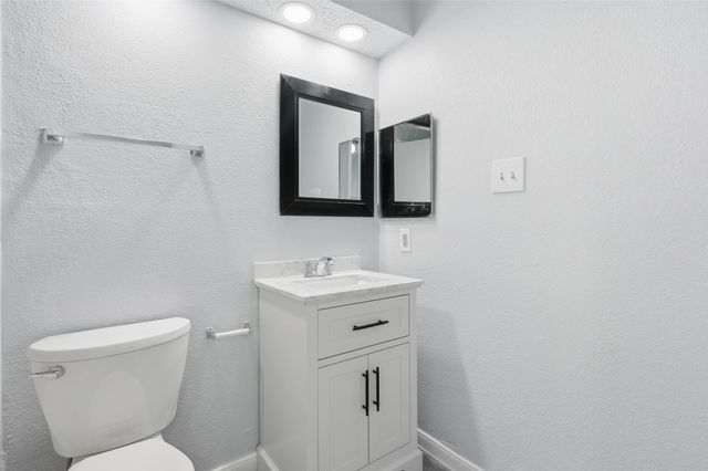 4115 Esters Road 707, Irving, TX 75038