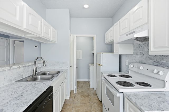 4115 Esters Road 707, Irving, TX 75038