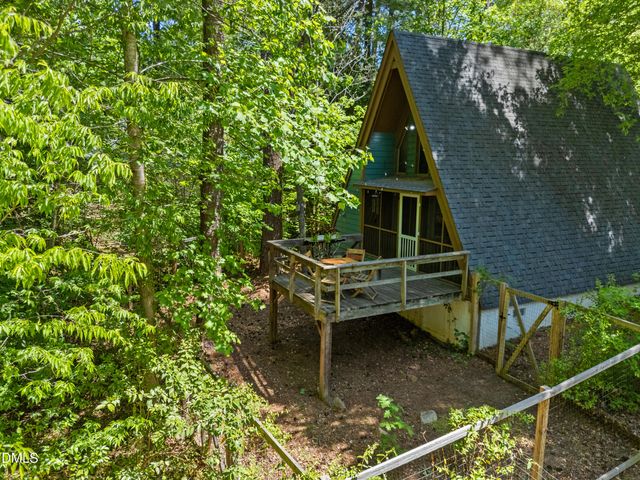 202 Purefoy Road, Chapel Hill, NC 27514