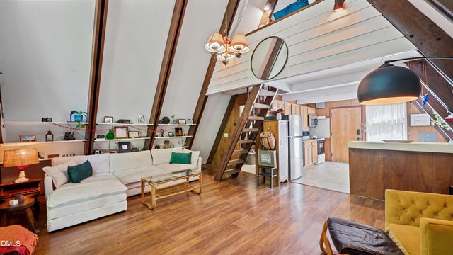 202 Purefoy Road, Chapel Hill, NC 27514