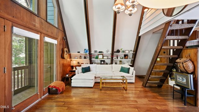 202 Purefoy Road, Chapel Hill, NC 27514