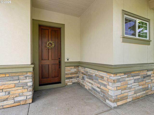 17416 Sw SHADOW TRAIL St, Beaverton, OR 97007