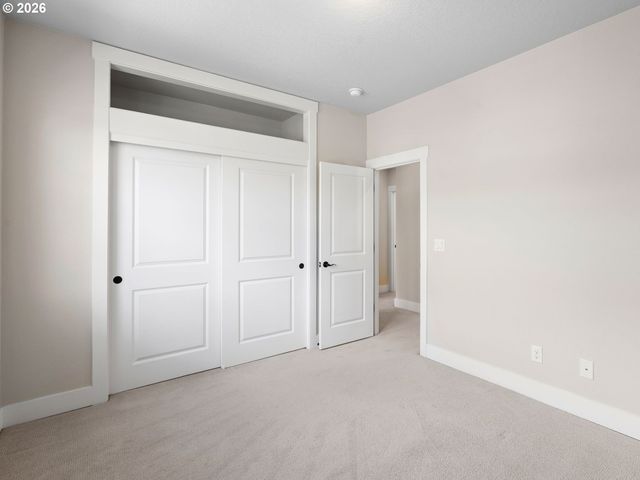 17416 Sw SHADOW TRAIL St, Beaverton, OR 97007
