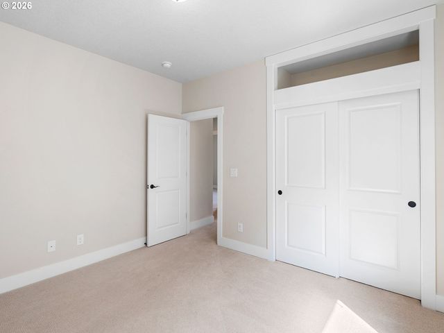 17416 Sw SHADOW TRAIL St, Beaverton, OR 97007