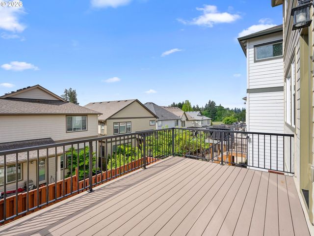 17416 Sw SHADOW TRAIL St, Beaverton, OR 97007
