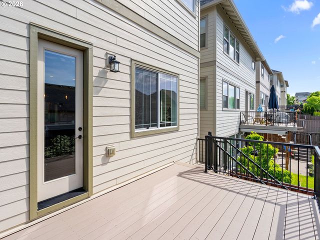 17416 Sw SHADOW TRAIL St, Beaverton, OR 97007