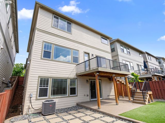 17416 Sw SHADOW TRAIL St, Beaverton, OR 97007
