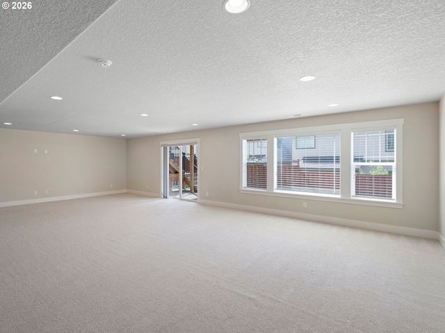 17416 Sw SHADOW TRAIL St, Beaverton, OR 97007