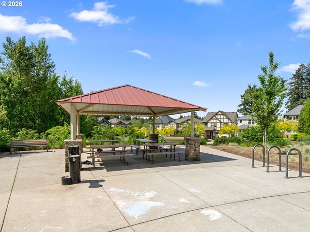 17416 Sw SHADOW TRAIL St, Beaverton, OR 97007