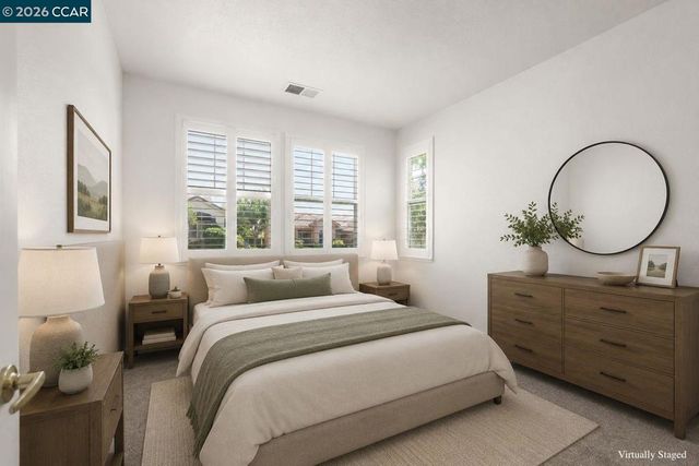 1637 Regent Dr, Brentwood, CA 94513