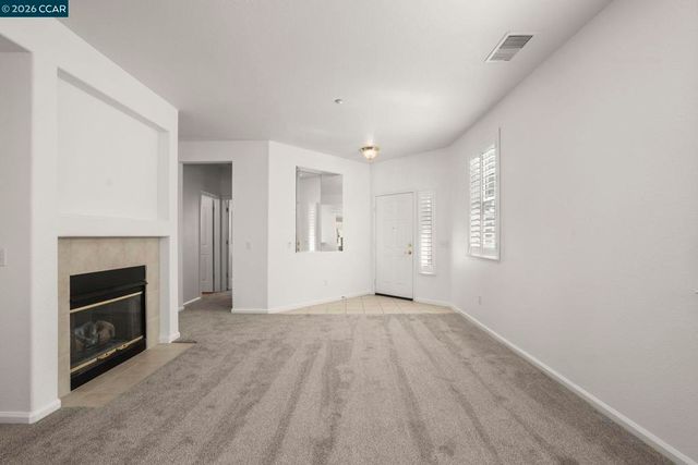 1637 Regent Dr, Brentwood, CA 94513