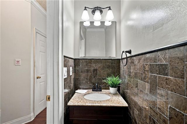 80 Clairidge Lane, Lawrenceville, GA 30046