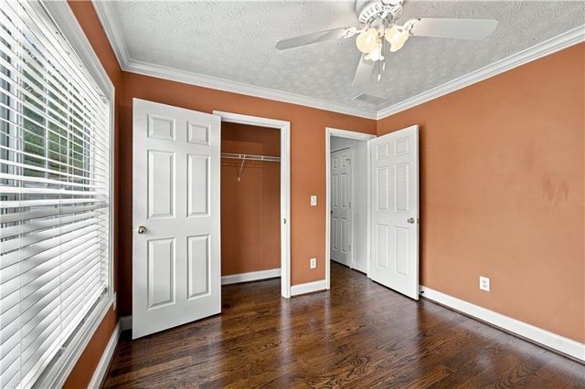 80 Clairidge Lane, Lawrenceville, GA 30046