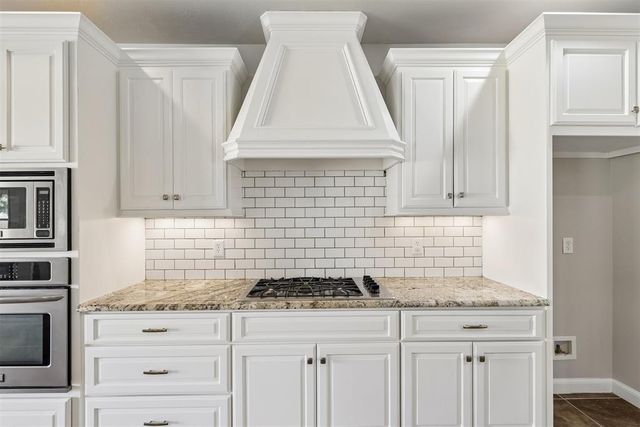 14104 Canterbury Drive, Edmond, OK 73013