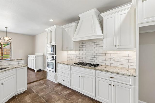 14104 Canterbury Drive, Edmond, OK 73013