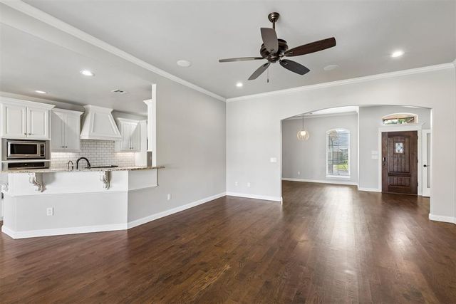 14104 Canterbury Drive, Edmond, OK 73013