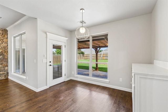 14104 Canterbury Drive, Edmond, OK 73013