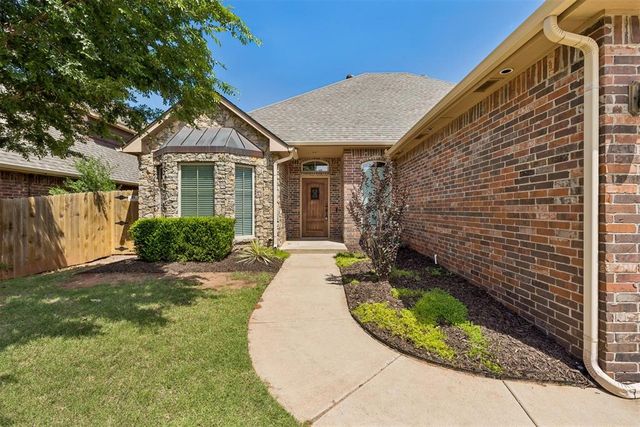 14104 Canterbury Drive, Edmond, OK 73013