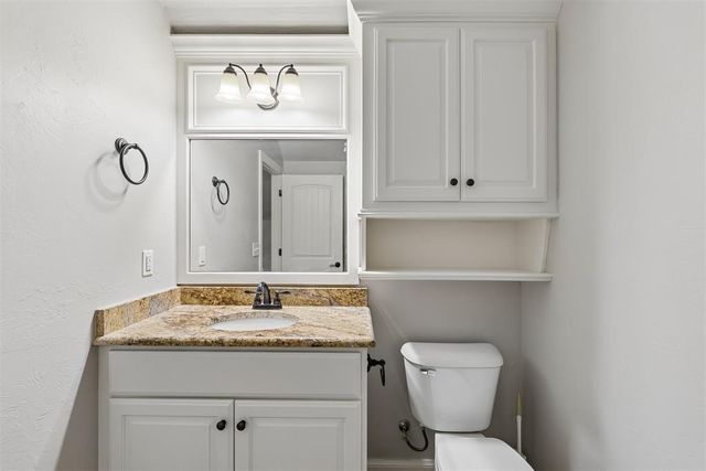 14104 Canterbury Drive, Edmond, OK 73013