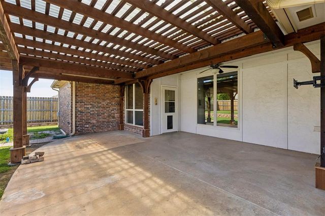 14104 Canterbury Drive, Edmond, OK 73013