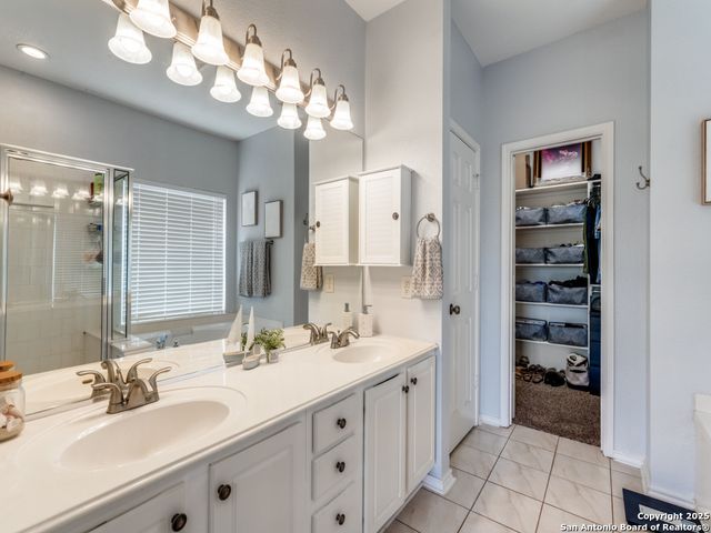 1319 Arrow Bow, San Antonio, TX 78258