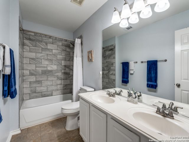 1319 Arrow Bow, San Antonio, TX 78258