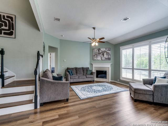 1319 Arrow Bow, San Antonio, TX 78258