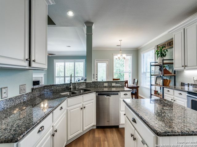 1319 Arrow Bow, San Antonio, TX 78258