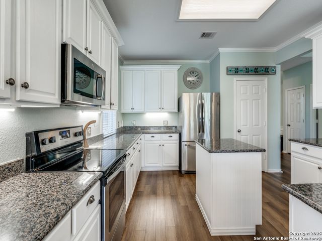 1319 Arrow Bow, San Antonio, TX 78258