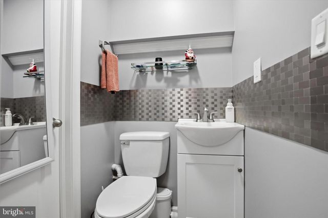 4146 ALANA LN, Collegeville, PA 19426