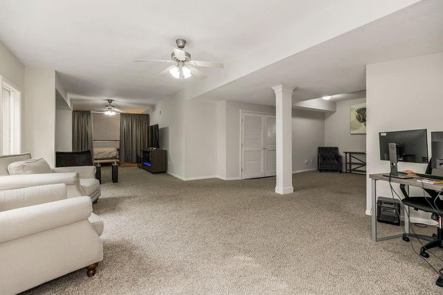 9425 N Harrison Street, Kansas City, MO 64155