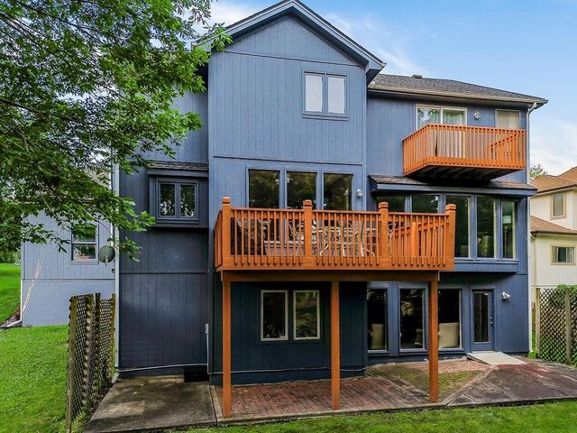 9425 N Harrison Street, Kansas City, MO 64155