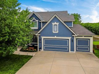 9425 N Harrison Street, Kansas City, MO 64155