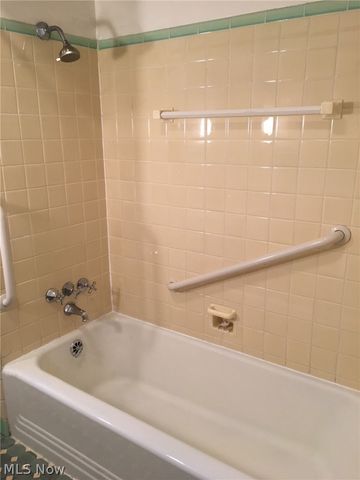 3452 Lynnfield Road, Shaker Heights, OH 44122