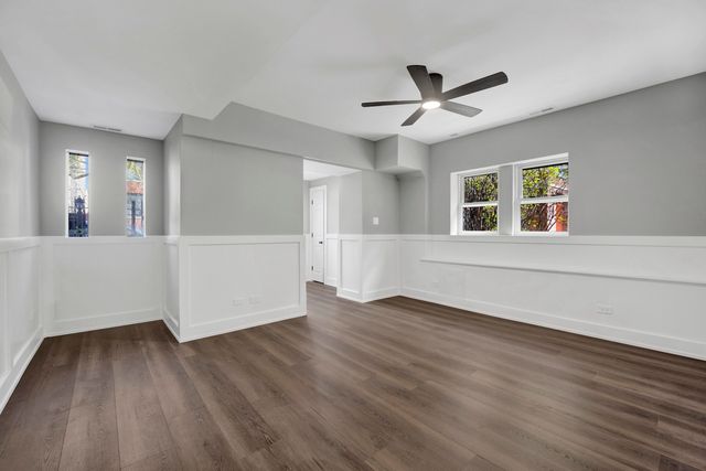 849 W Belle Plaine Avenue G, Chicago, IL 60613
