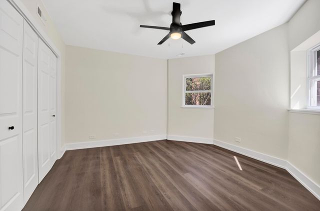 849 W Belle Plaine Avenue G, Chicago, IL 60613