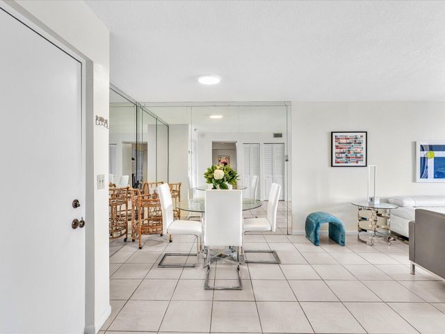 750 Egret Circle 6206, Delray Beach, FL 33444