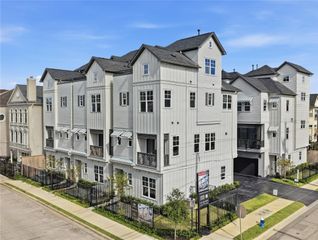 4032 Blossom Street, Houston, TX 77007