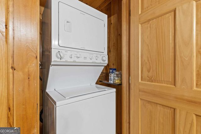 335 N Old Aska Road, Blue Ridge, GA 30513