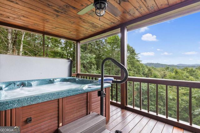 335 N Old Aska Road, Blue Ridge, GA 30513