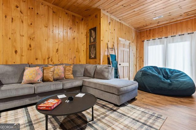 335 N Old Aska Road, Blue Ridge, GA 30513