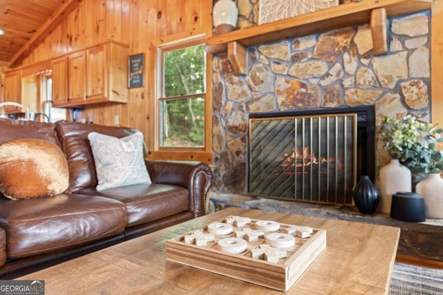 335 N Old Aska Road, Blue Ridge, GA 30513