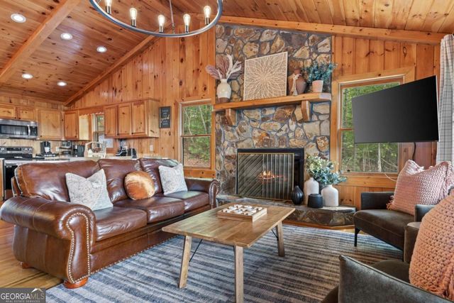 335 N Old Aska Road, Blue Ridge, GA 30513