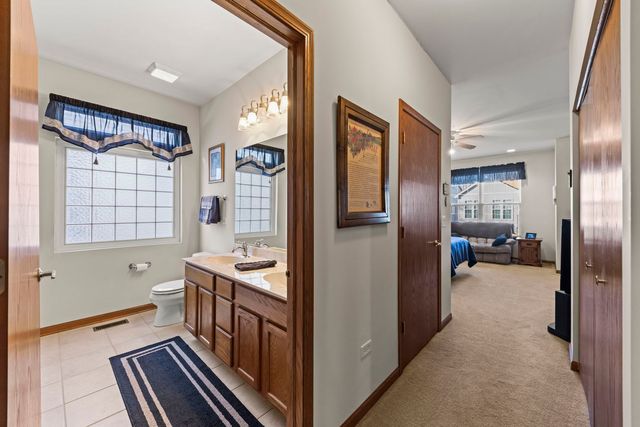 21302 Prince Lake Drive, Crest Hill, IL 60403