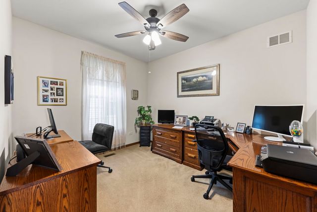 21302 Prince Lake Drive, Crest Hill, IL 60403