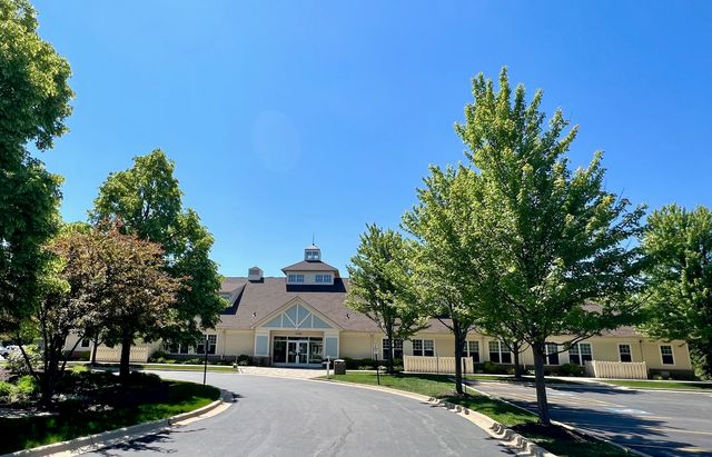 21302 Prince Lake Drive, Crest Hill, IL 60403