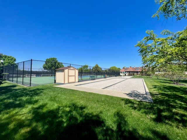 21302 Prince Lake Drive, Crest Hill, IL 60403