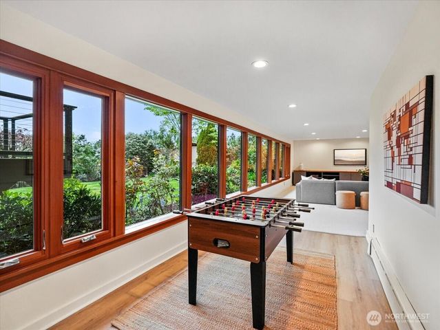 11501 4th Avenue NW, Seattle, WA 98177