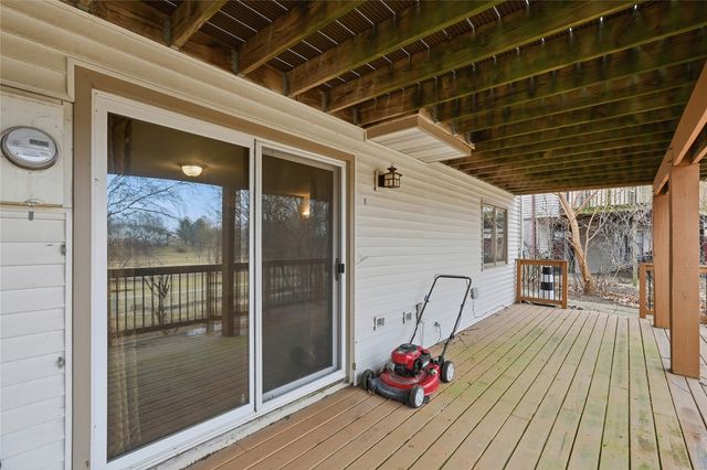 2058 S Ridge Drive, Coralville, IA 52241