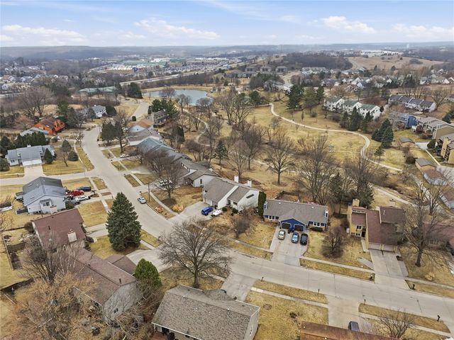 2058 S Ridge Drive, Coralville, IA 52241